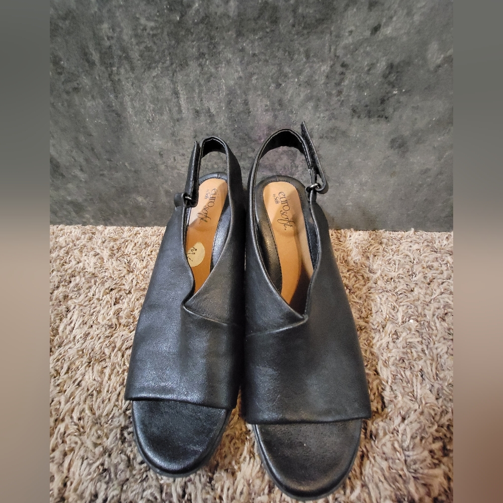 EURO SOFT by sofft 7 Black Peep Toe Leather